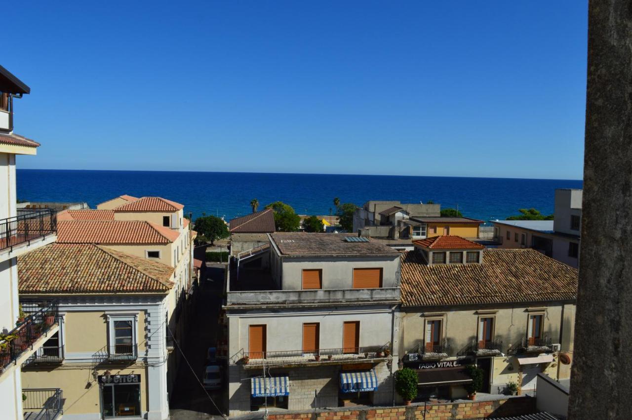 Emerella Guest House Siderno Beach Экстерьер фото