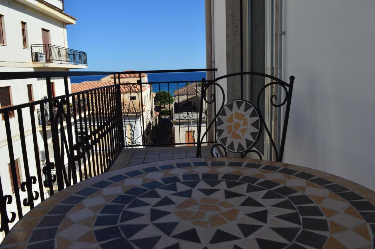 Emerella Guest House Siderno Beach Экстерьер фото